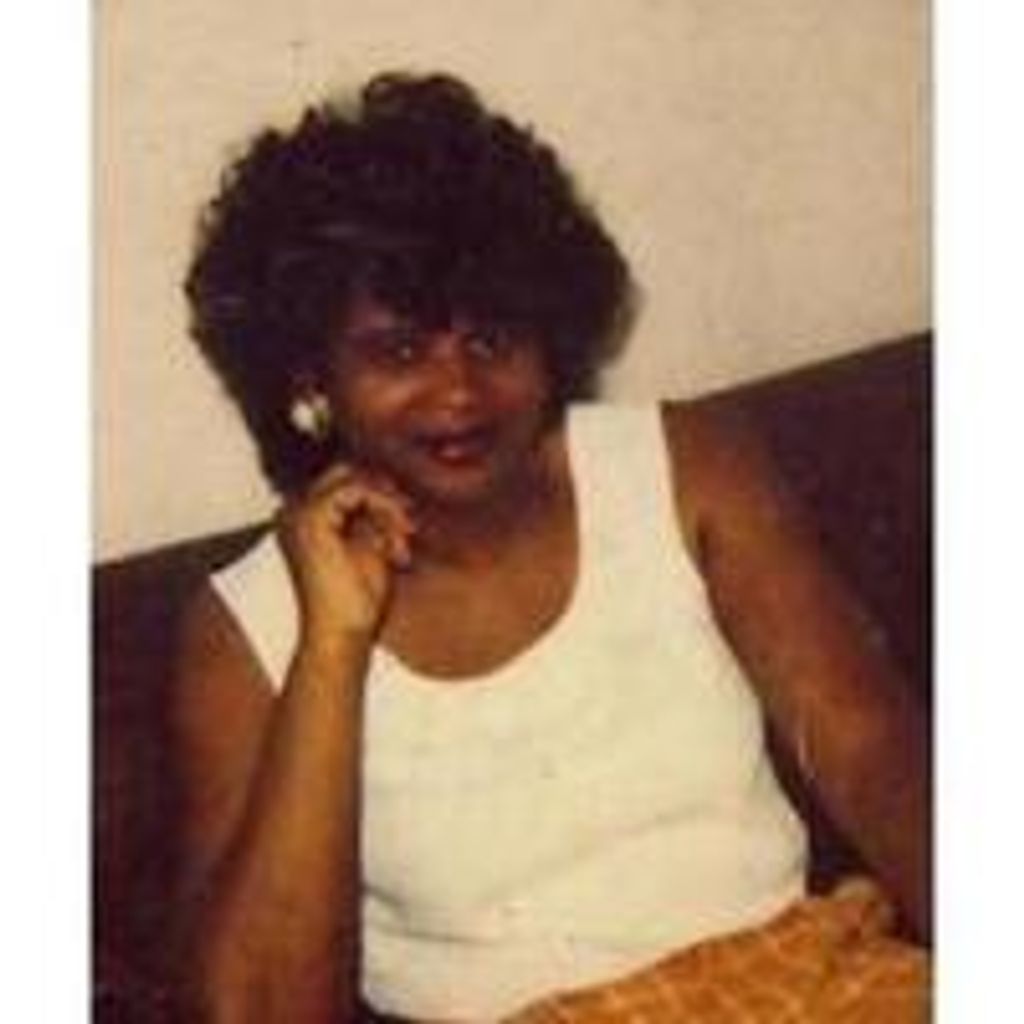 Gloria Ann Mills