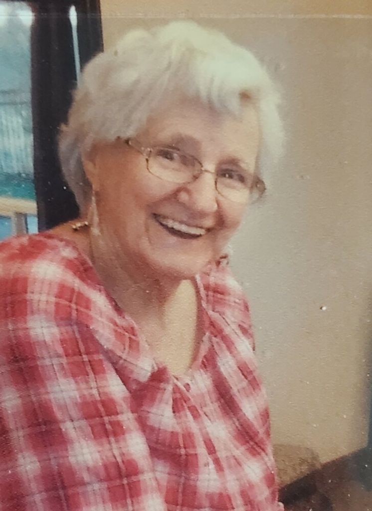 Eva May Klein Profile Photo