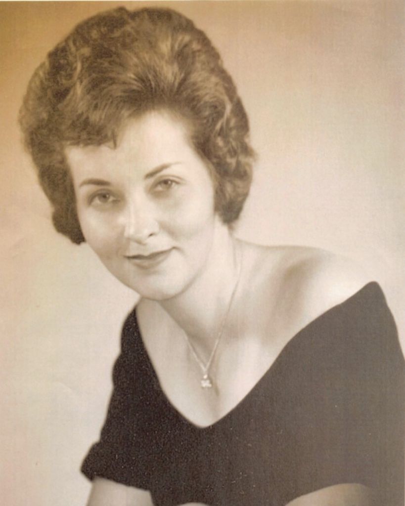 Elizabeth Ann DeCoux Profile Photo