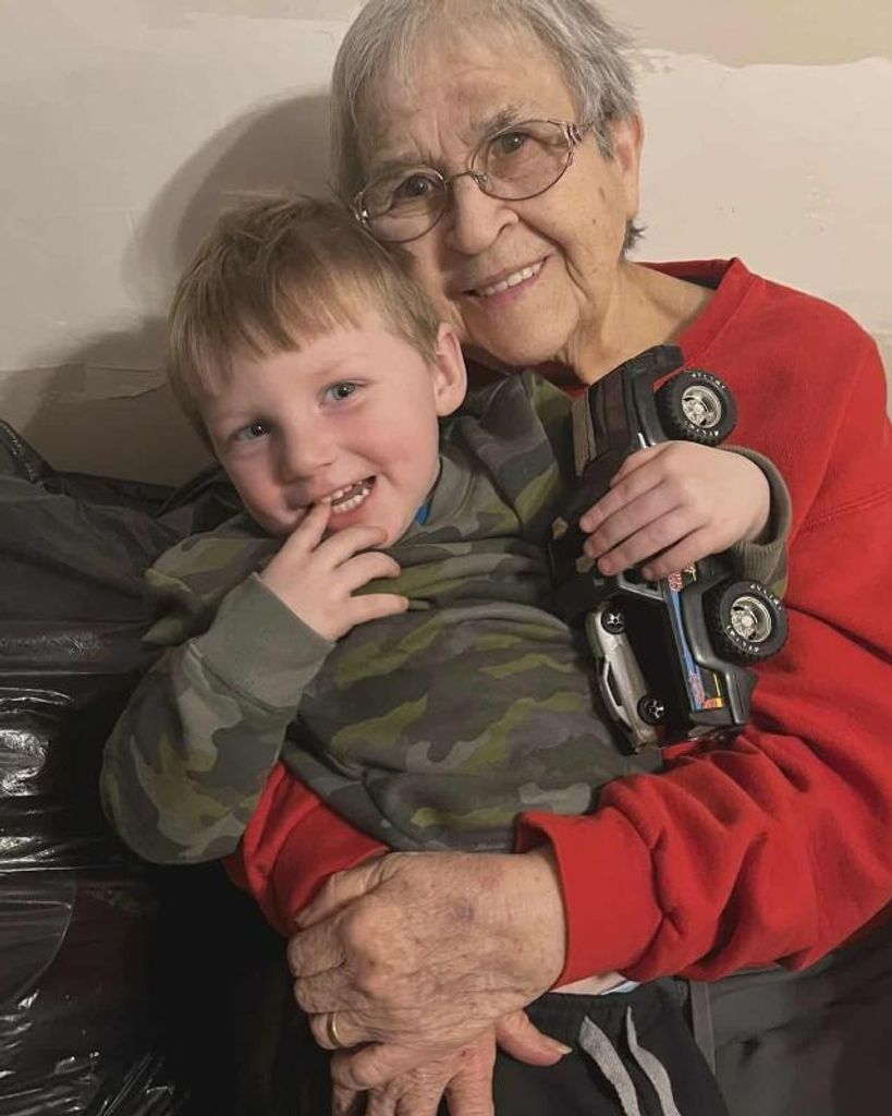 Elizabeth " Arlene" McLemore