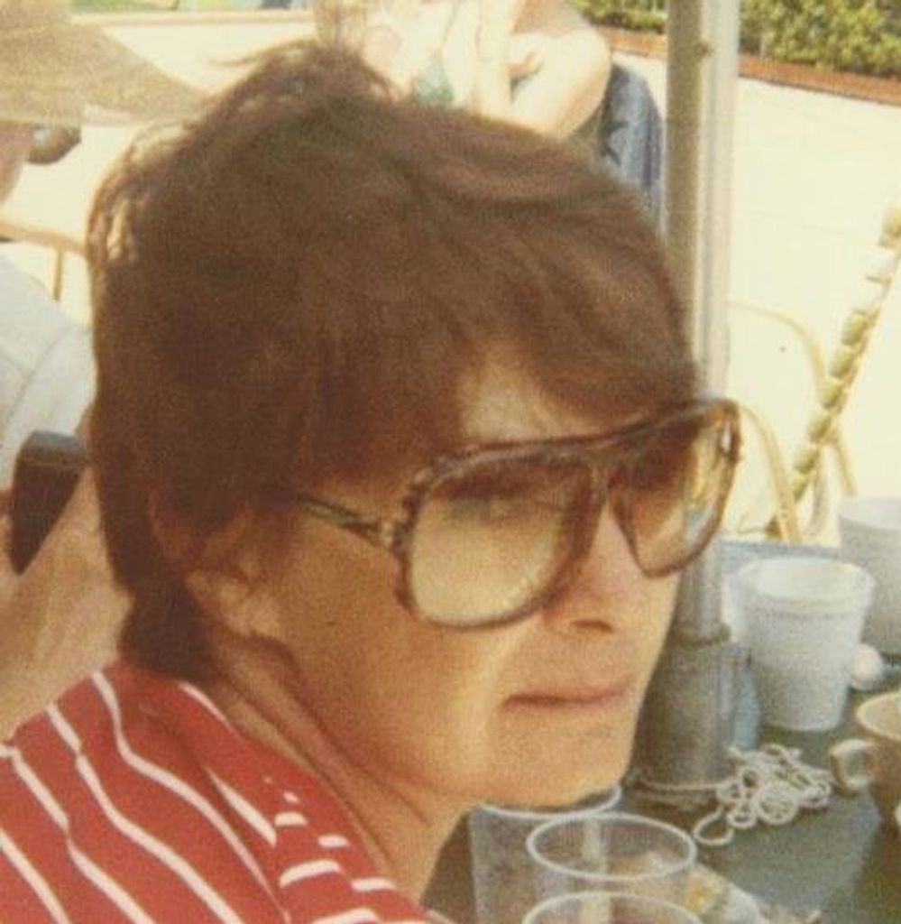 Maryann  "Bankie" Holmes