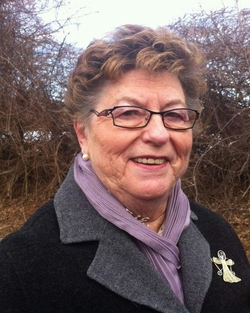 Elizabeth Ann "Snookie" Mentzer