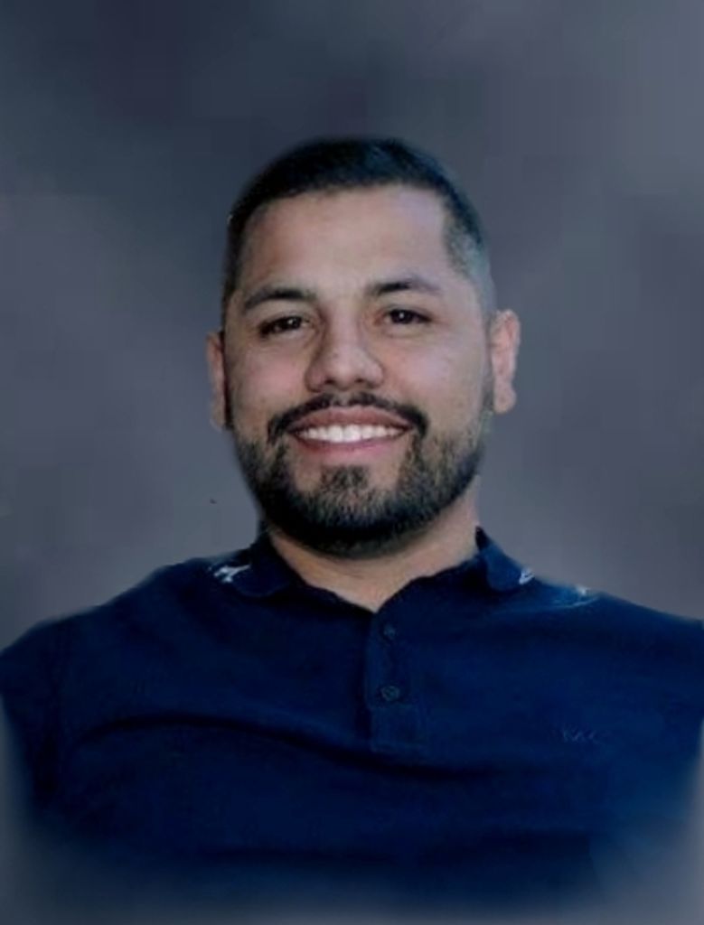 Gerardo Torres Profile Photo