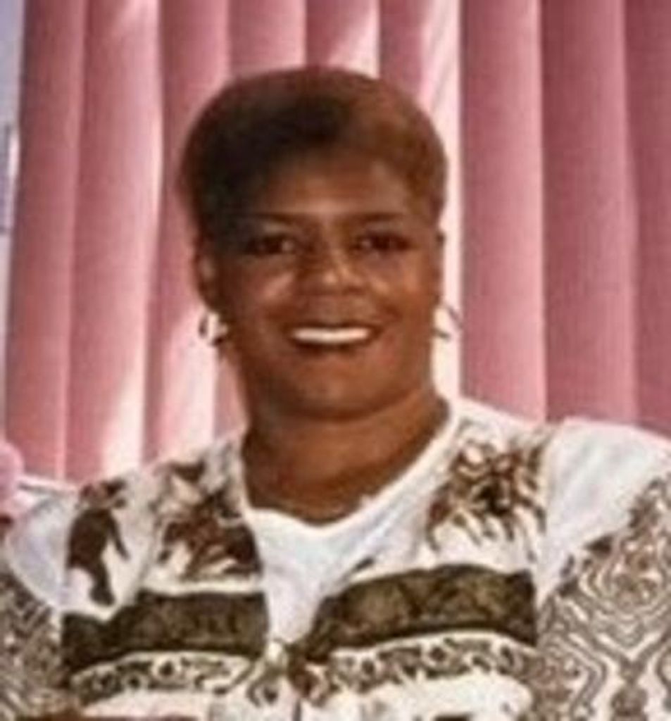 Beverly (Bottoms) Lee