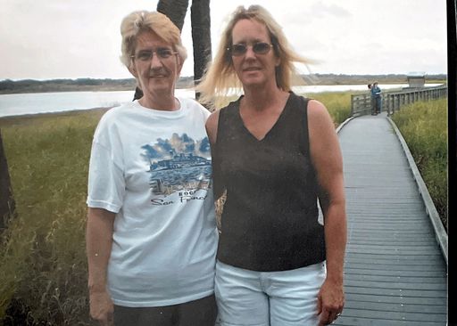 Susan M. (Bartels)  Murphy photo gallery thumbnail 200 of 284