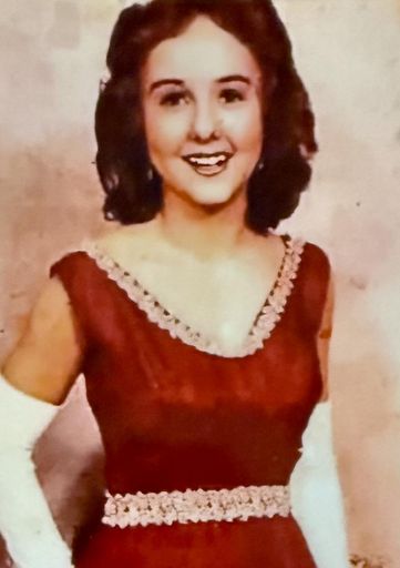 Photo of Mary Elizabeth Warren