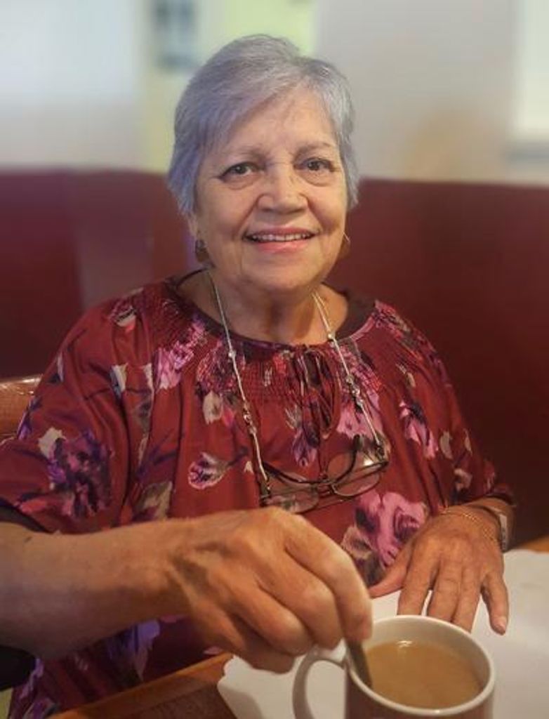 Petra Celaya Duron Profile Photo