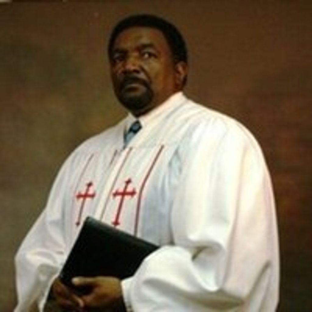 Rev. Junior Harris, Jr