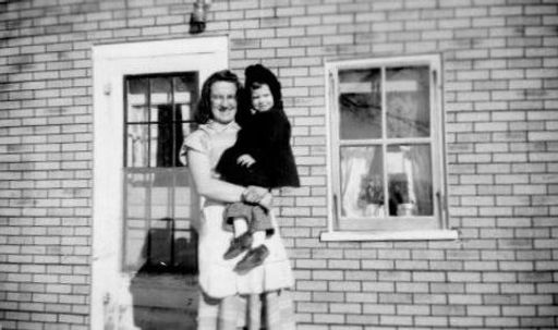 Virginia Gordon photo gallery thumbnail 4 of 33