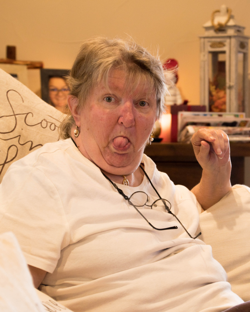 Lovona "Bucket" Strain Profile Photo