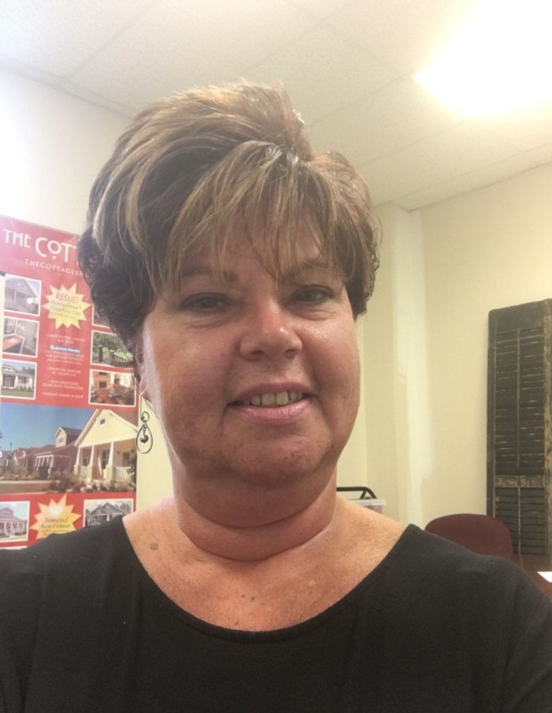 Laurie Ann Behrens Profile Photo