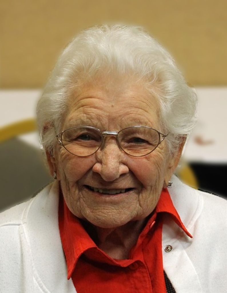 Lois Dorothy Tams