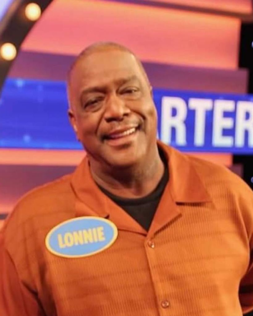 Lonnie R Carter