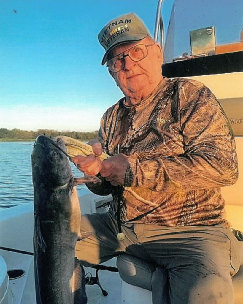 Ron Hayes