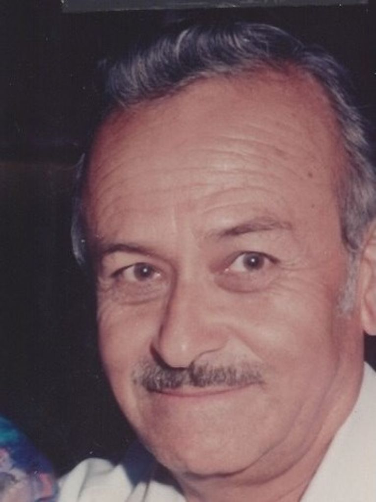 Manuel Castro Profile Photo