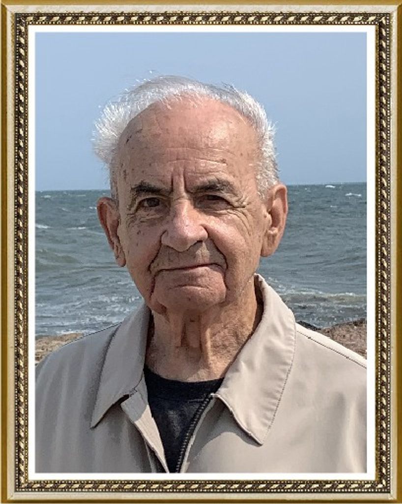 Gabriel Koukkos Profile Photo