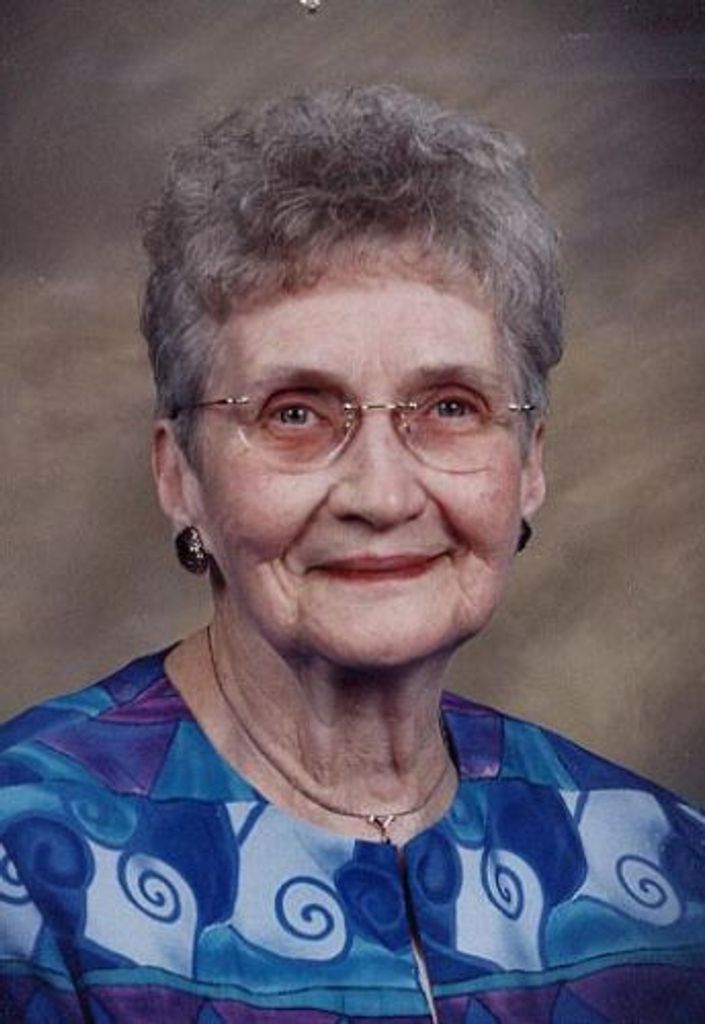 Ella Giese Profile Photo