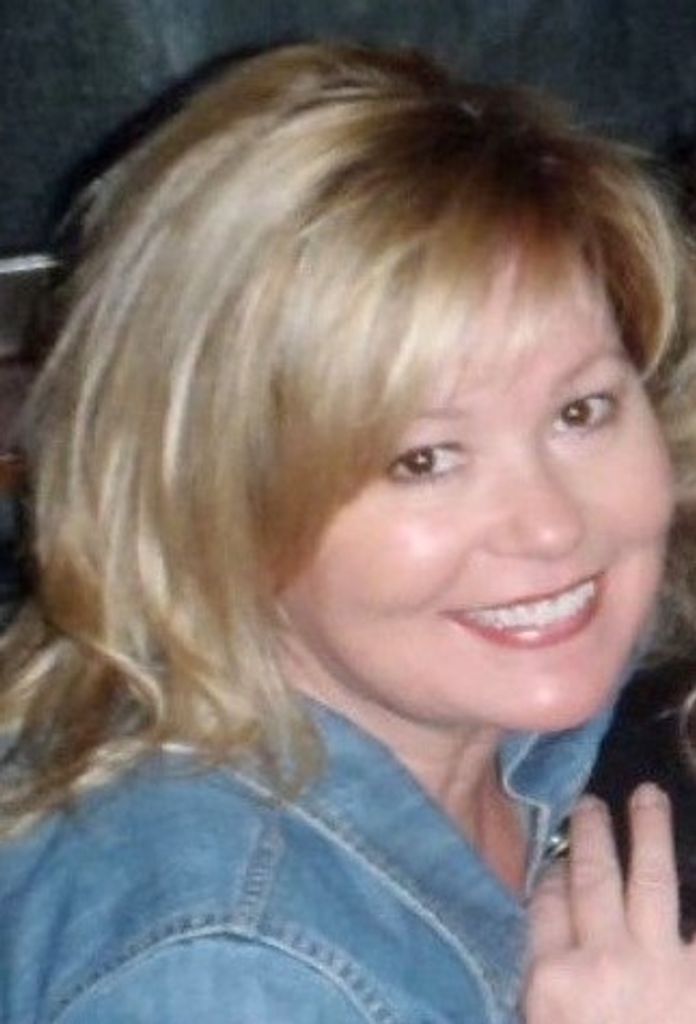 Nadine Oslund