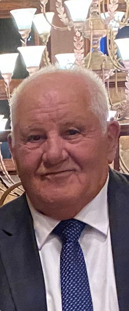 Arthur Tzouvelis Profile Photo