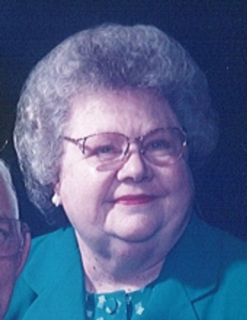 Elizabeth  Warren Holsonback