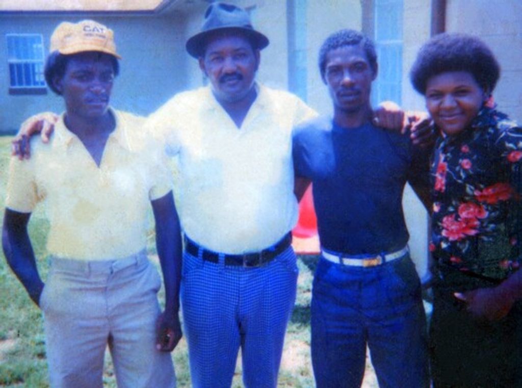 Ford Lee Vest-Turner