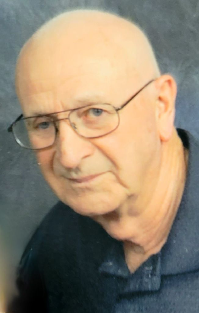 Earl Robert "Bob" Guntle Profile Photo