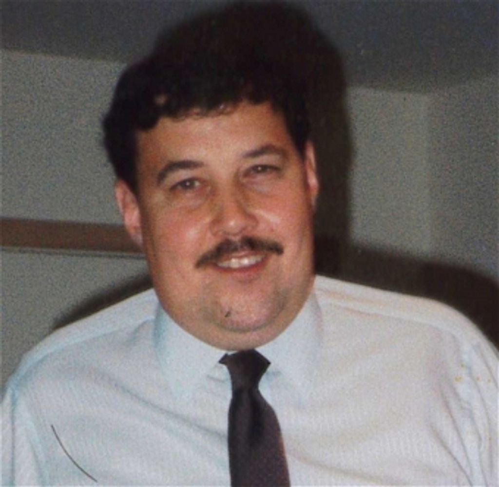 Robert "Bob" Lawrence Gantzer