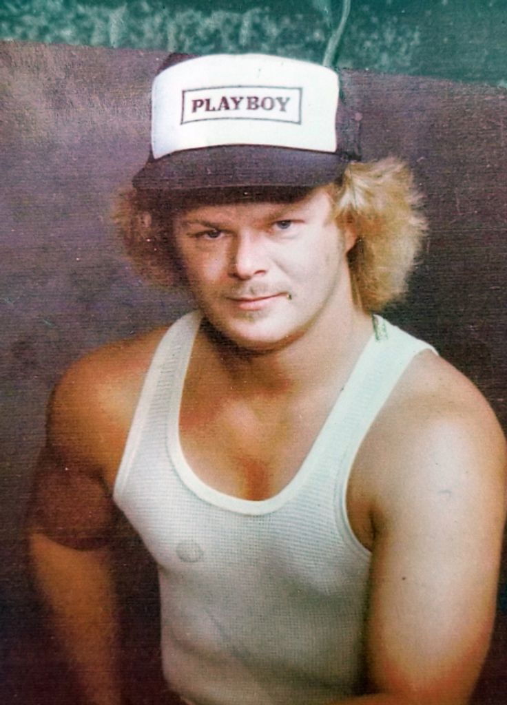 Lee R Payne