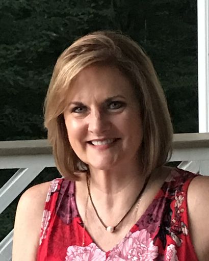 Lynne Mullins Warren Profile Photo
