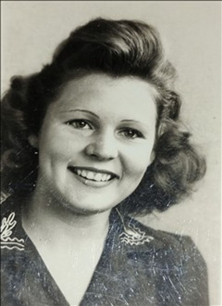 Lois Mae Thrasher Short Profile Photo