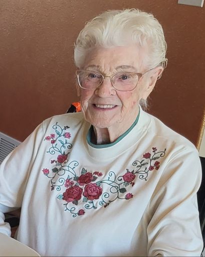 Lillian Rosette Kuzmic's obituary image