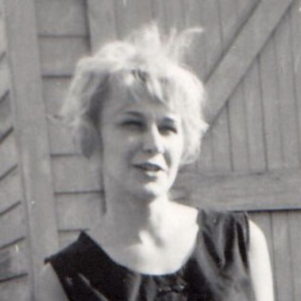 Janet Evans Profile Photo