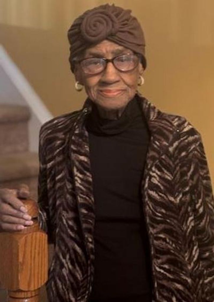 Lou White Scott Profile Photo