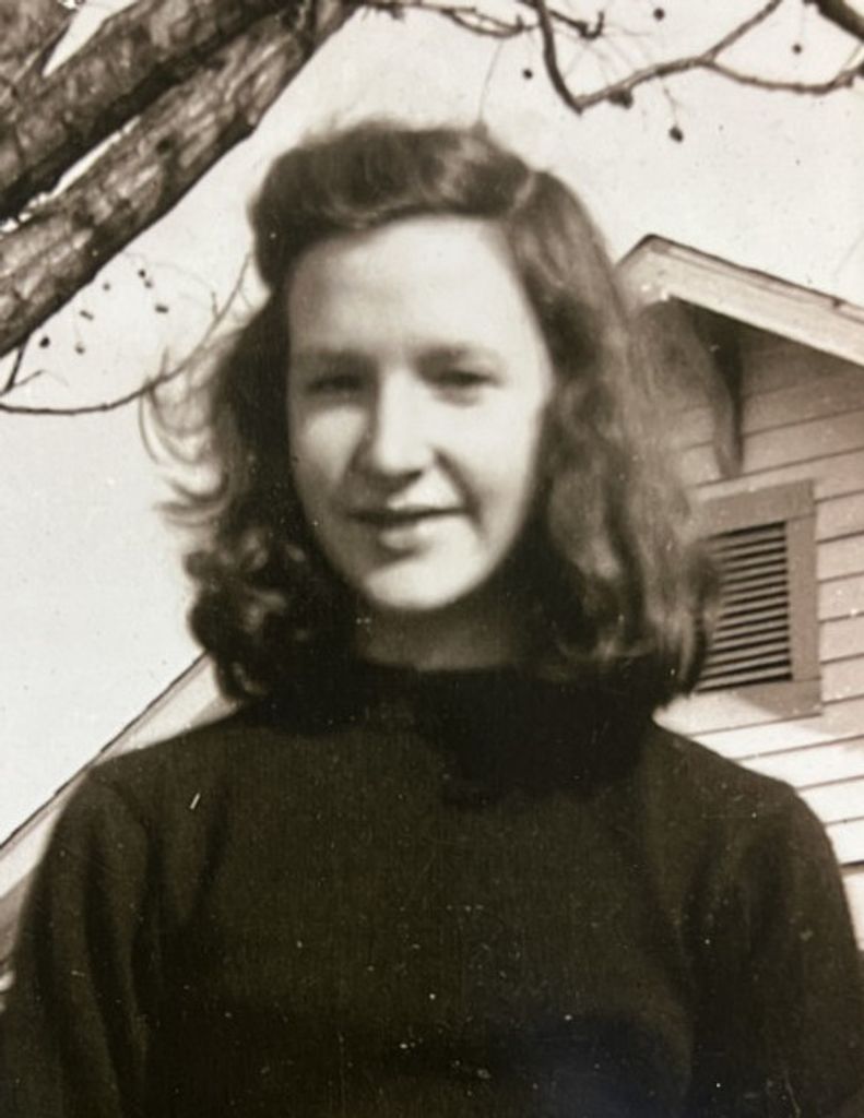 Frankie (Linton)  Evans