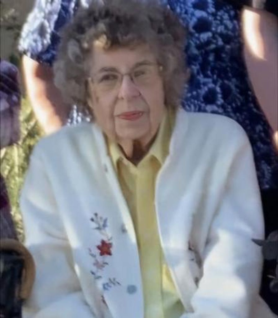 Lila Helga Billups Profile Photo