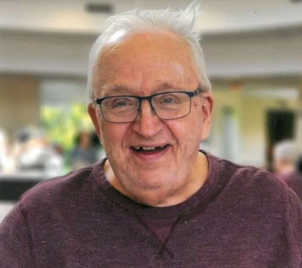 Edmund "Ed" Holmgren