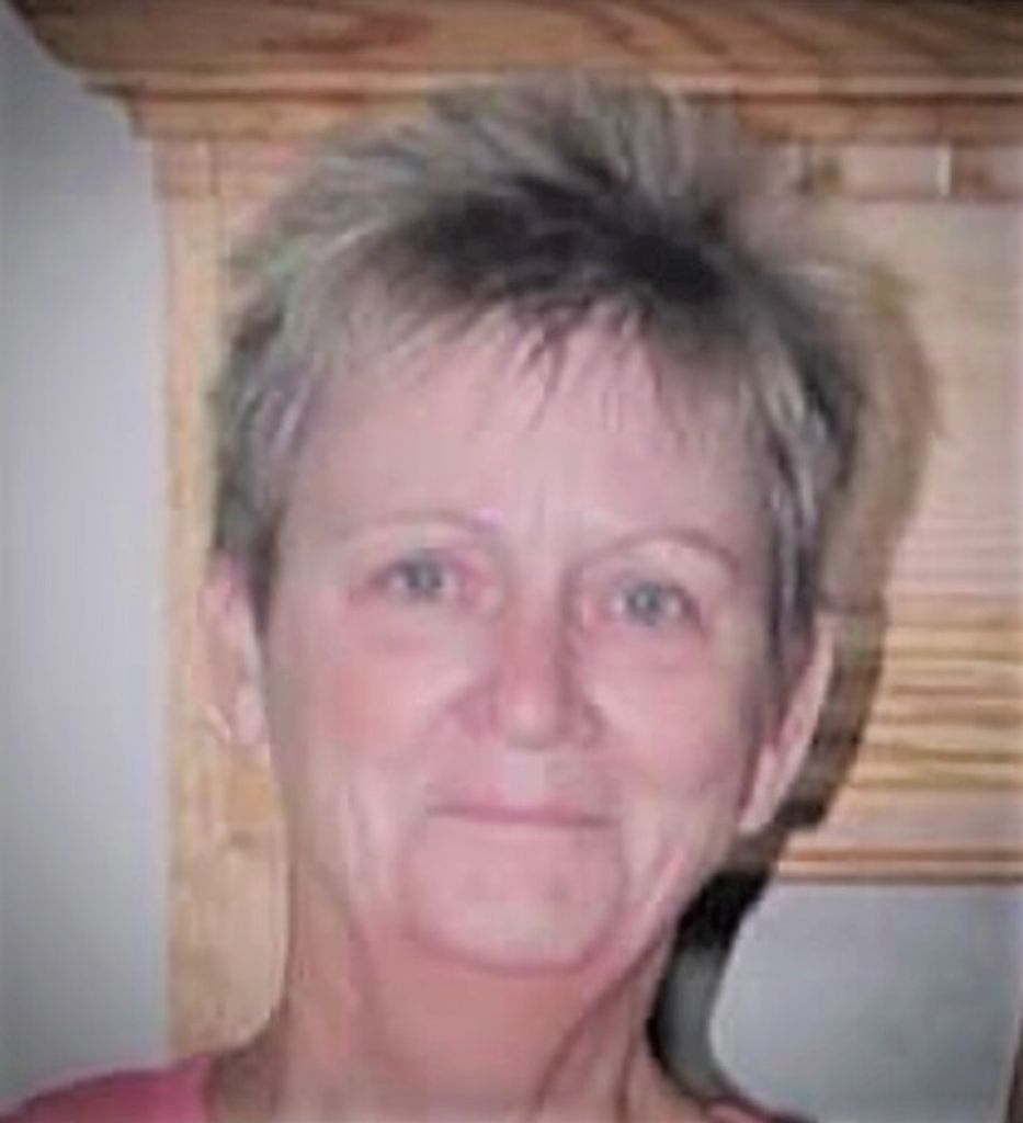 Vickie Lynn (Brewer)  Smith Profile Photo