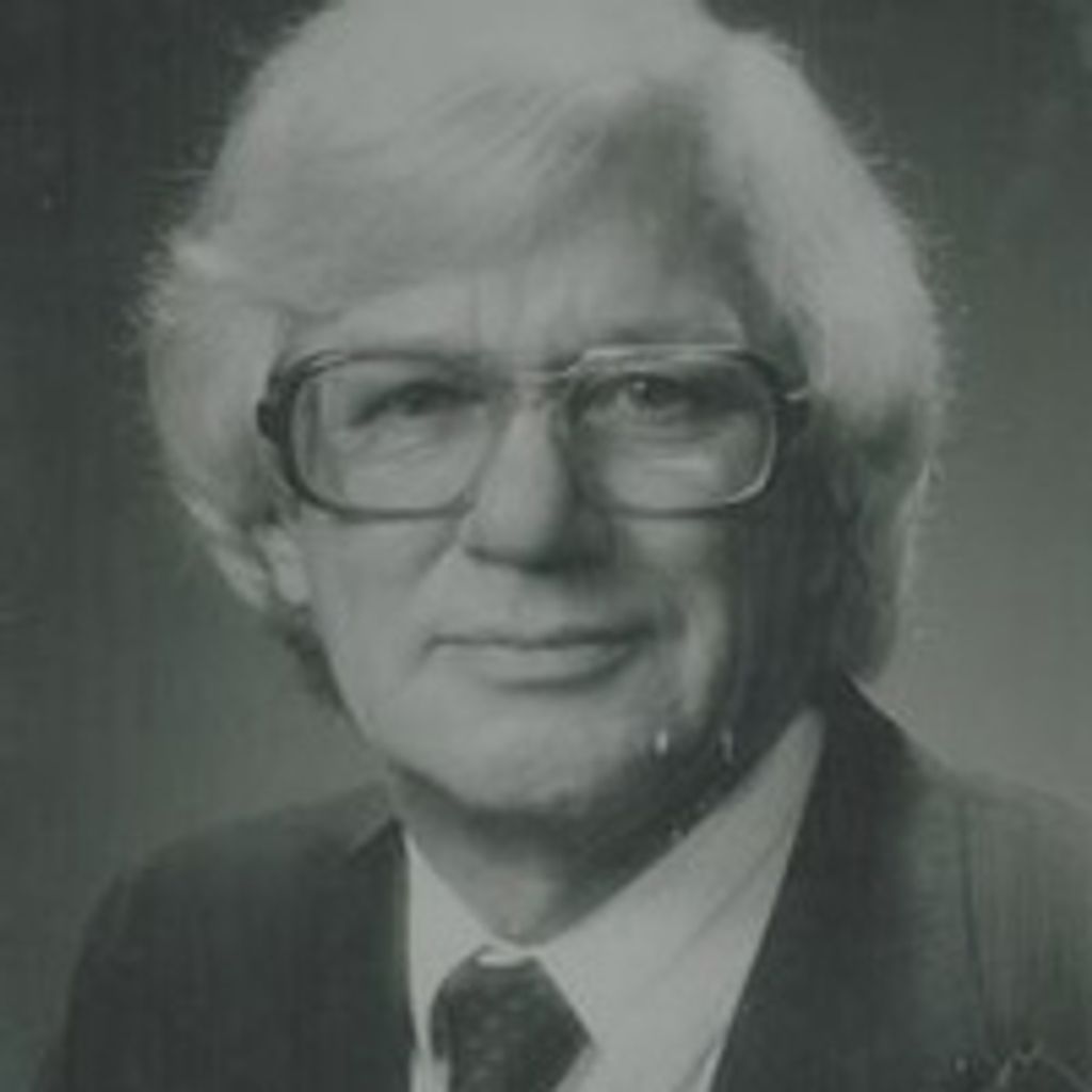 Desmond Wilcox