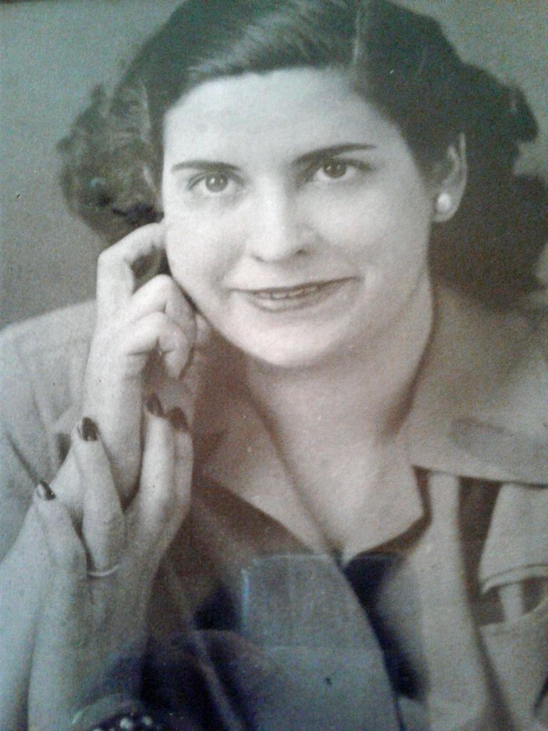 Frances Caminos