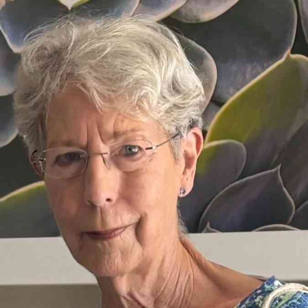 Julia Tait Blue Profile Photo