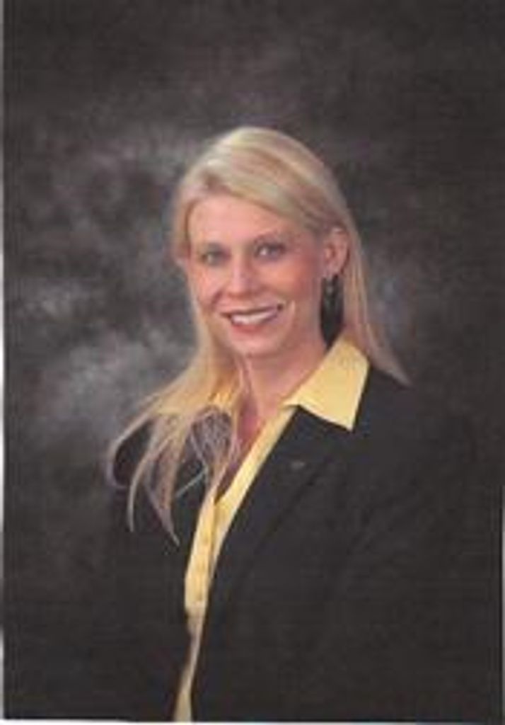 Deborah Marlo Brown Wigg