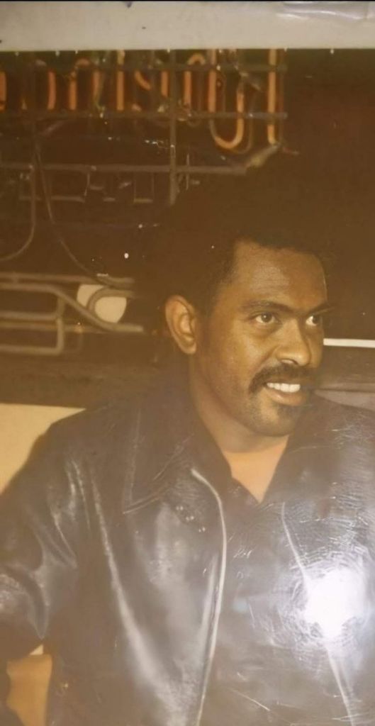 L.W. Easterling Profile Photo