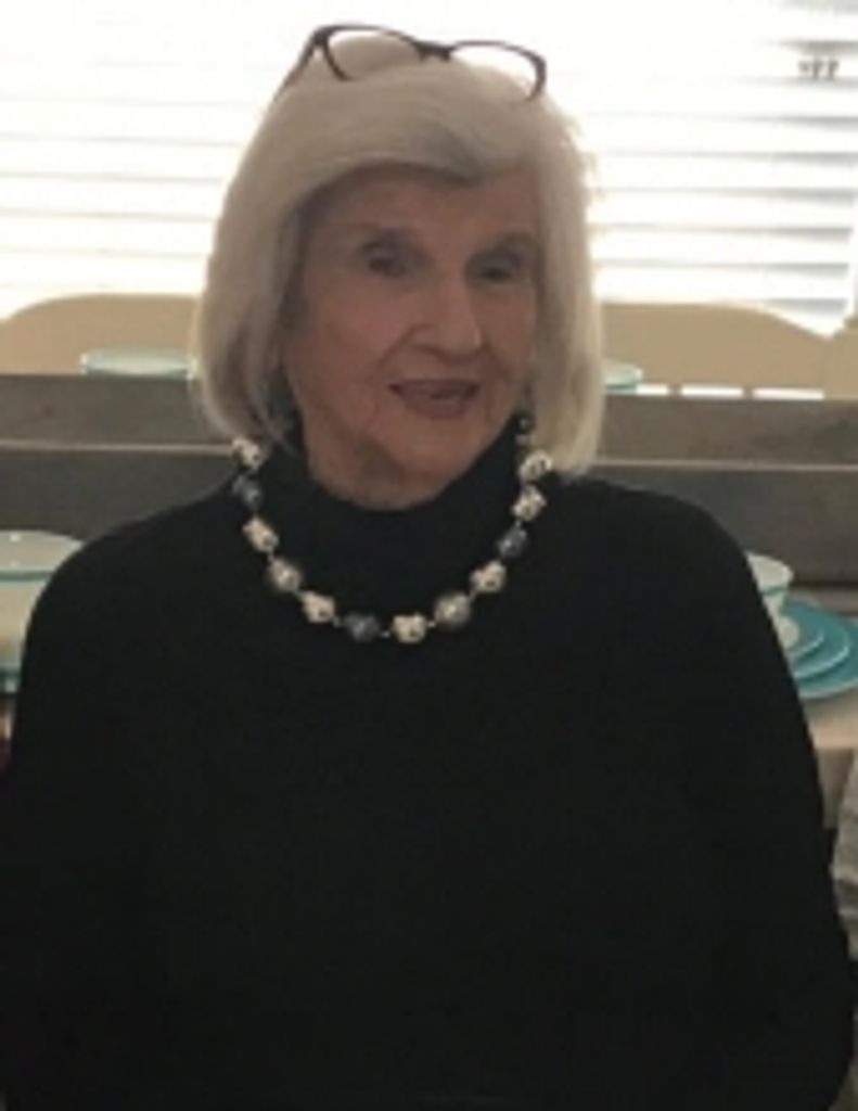 Elizabeth Bussell Thompson Profile Photo