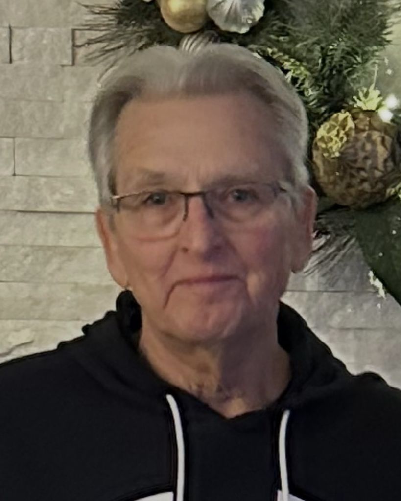 Kim D LaDuke