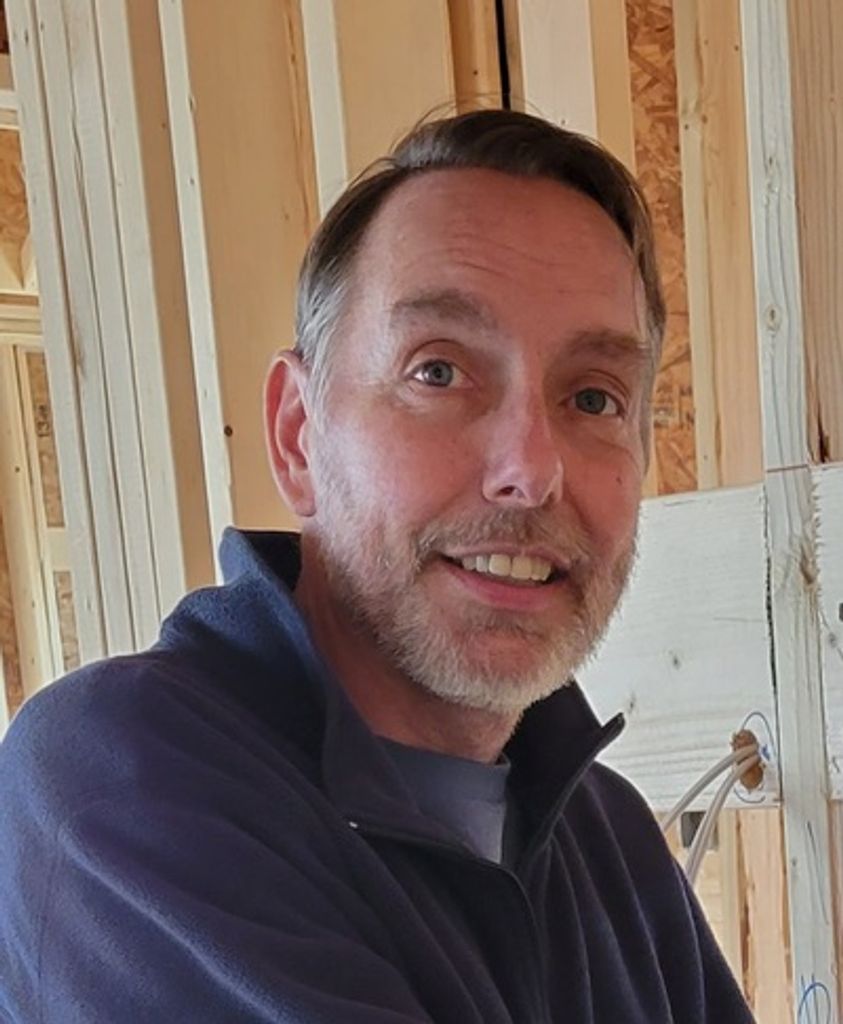 Eric C. Zinszer Profile Photo