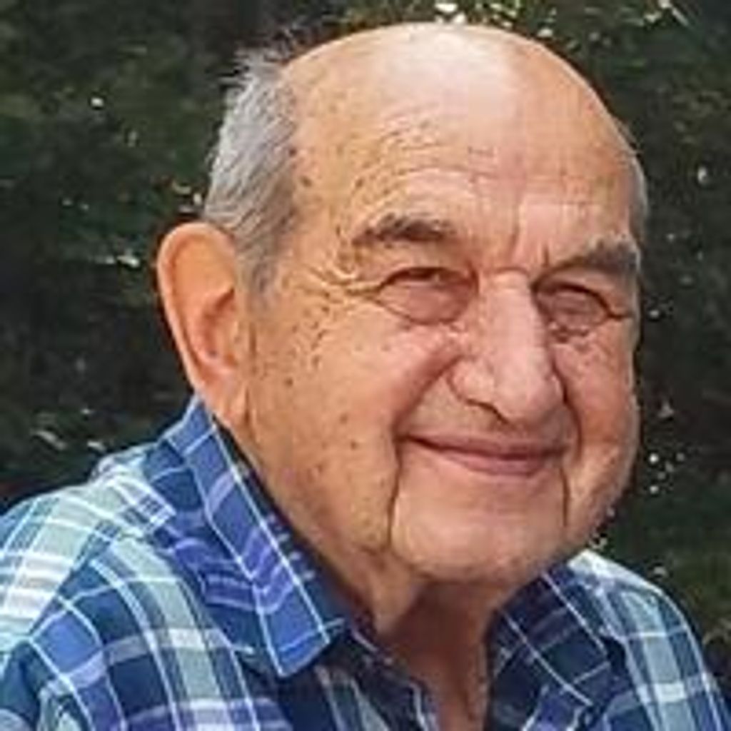 Julius Geza Simon Profile Photo