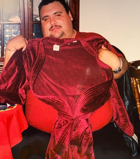 Anthony Sosa photo gallery thumbnail 27 of 136