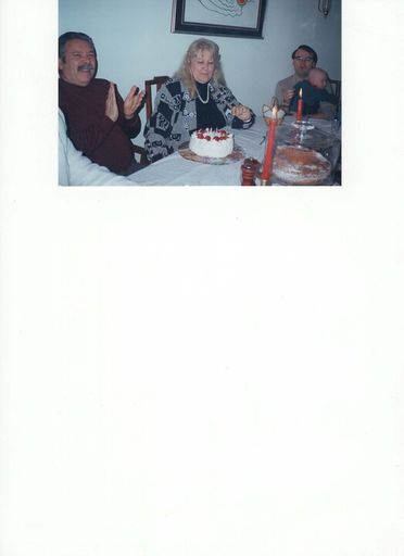 Donna Martin photo gallery thumbnail 13 of 19