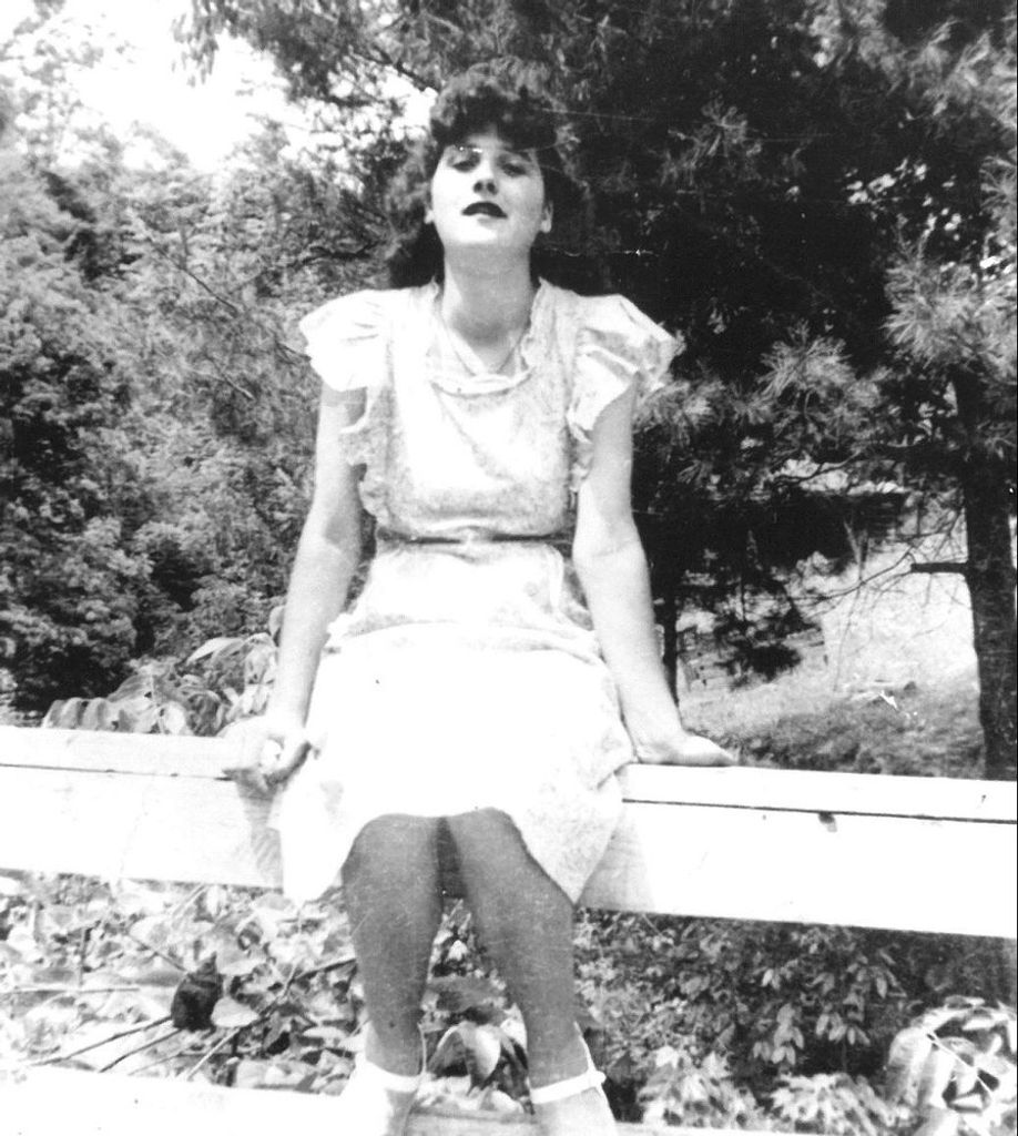 Faye Arwood