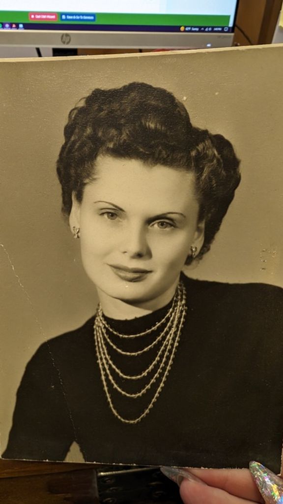 Naomi Joyce (Deathridge Edwards) Morrison Profile Photo